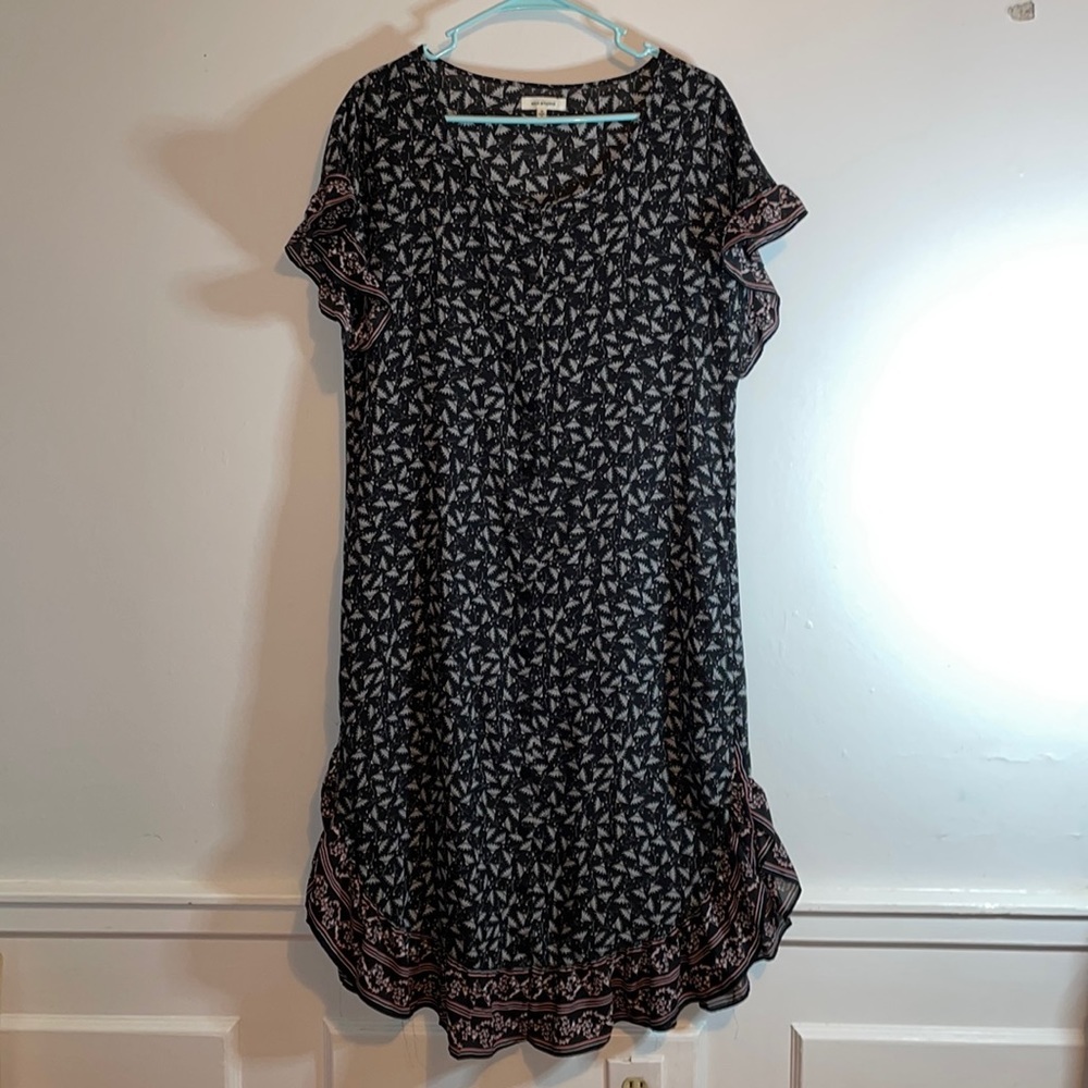 Max studio Black & floral Ruffled Dress Size S